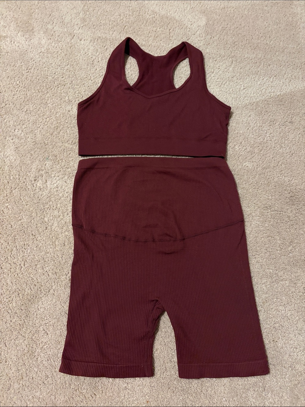 Women’s Maternity Ribbed Two-Piece Set in Burgundy